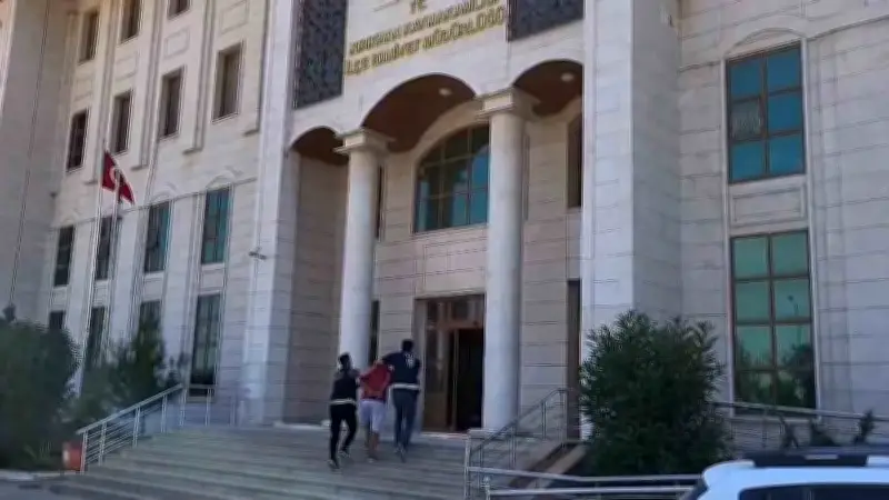 Hatay'da 12 Yıl 6 Ay Hapis Cezasıyla Aranan Şahıs Yakalandı