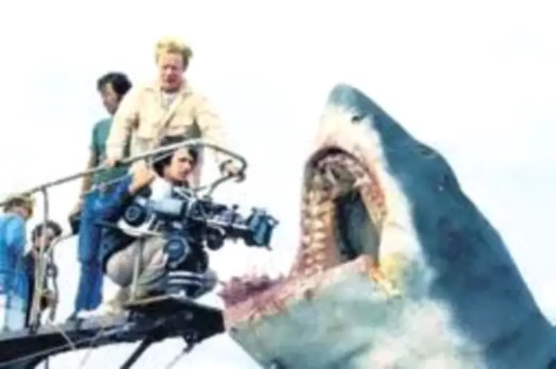 Jaws Gururumu Nasıl Isırdı? 50. Yıl Belgeseli ve Anılar