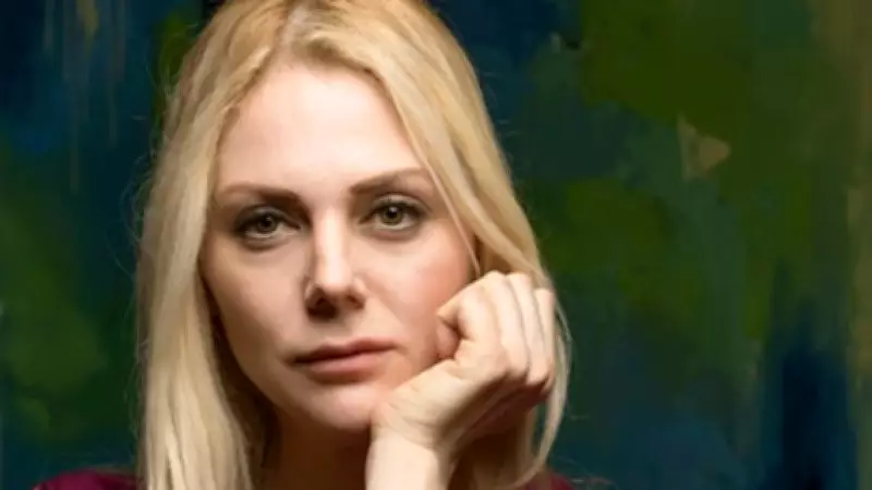 Kayahan'ın kızı Beste Açar'dan Nilüfer'e sert sözler: Babamla ilişkinizi öğrendiğimde...