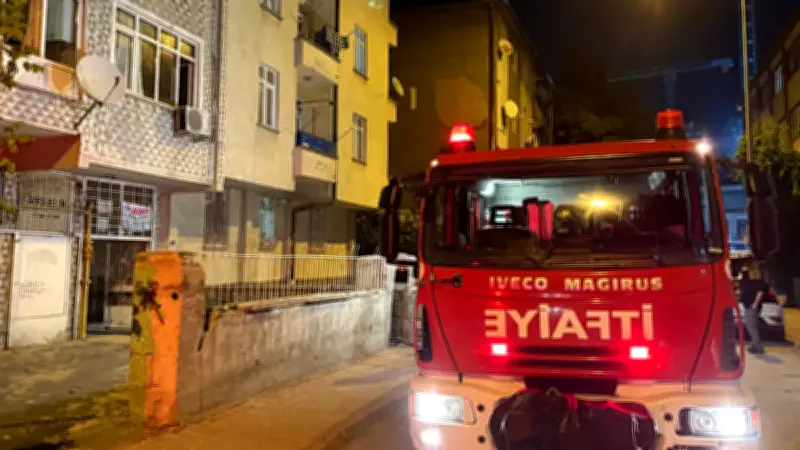 Kayseri'de 4 katlı binada yangın: 3 kişi dumandan etkilendi