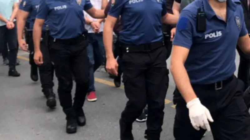 Kayseri'de araç kiralama dolandırıcılarına operasyon: 6 tutuklama