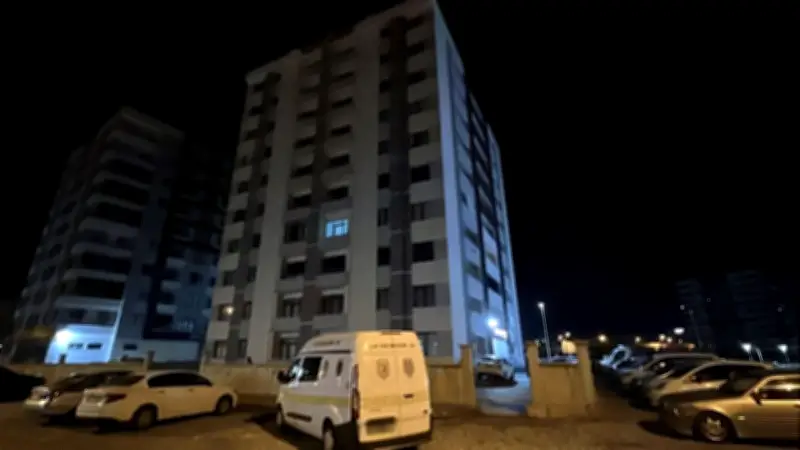 Kayseri'de laf atma kavgası: 1 ölü, 2 yaralı - Son dakika haberi
