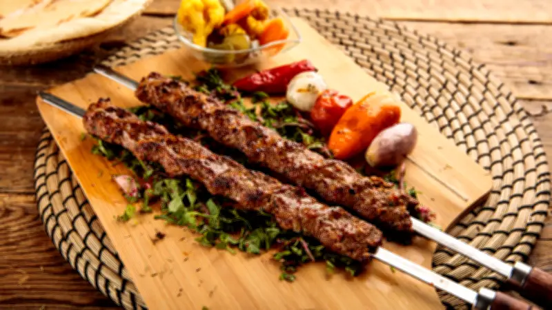 Kebap Rotası: Adana mı Urfa mı Antep mi? Damak Tadınıza Göre Seçim
