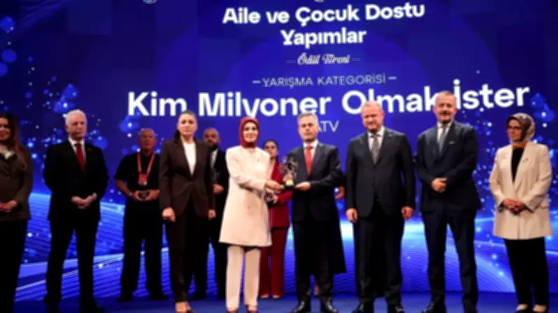 Kim Milyoner Olmak İster?'e Aile ve Çocuk Dostu Yapım Ödülü