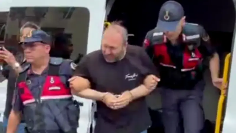 Kocaeli'de rüşvet ve tefecilik operasyonunda 11 kişi tutuklandı
