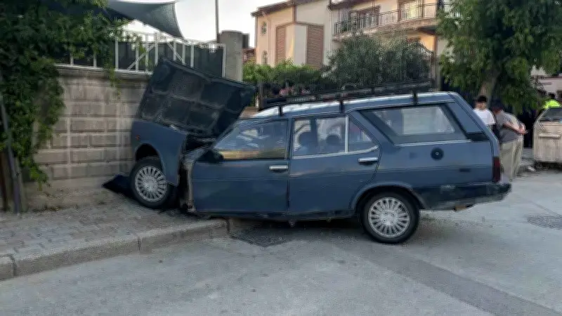Konya'da Ehliyetsiz Sürücünün Karıştığı Kazada 5 Kişi Yaralandı