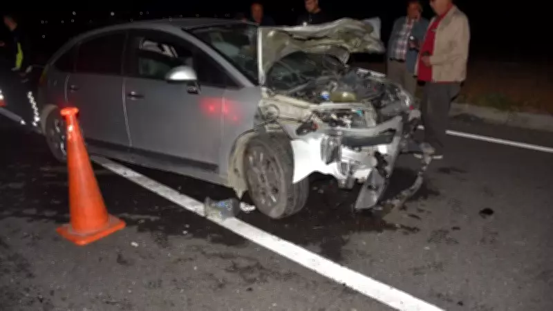 Kırıkkale'de Emniyet Şeridinde Durana Arkadan Çarpma: 6 Yaralı
