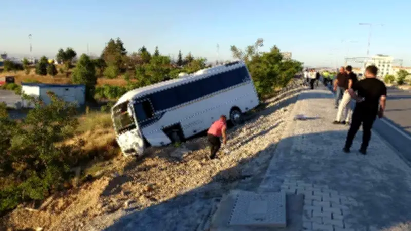 Malatya'da Servis Aracının Devrilmesi Sonucu 5 Kişi Yaralandı