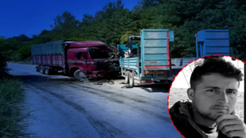 Manisa'da iki kamyon çarpıştı: 2 sürücü öldü, 1 yaralı