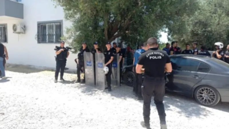 Manisa'da taşlı sopalı kavga: 6 gözaltı, 3 yaralı