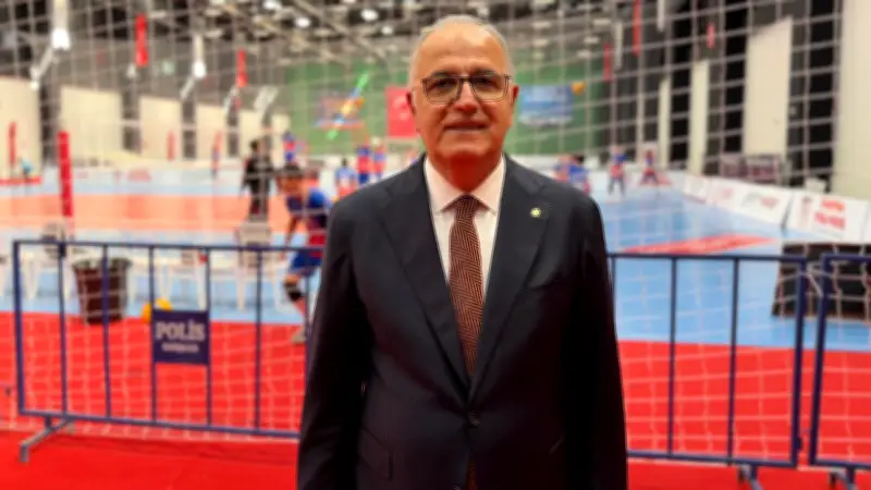 Mehmet Akif Üstündağ: Türk voleybolu gururumuz olmaya devam ediyor