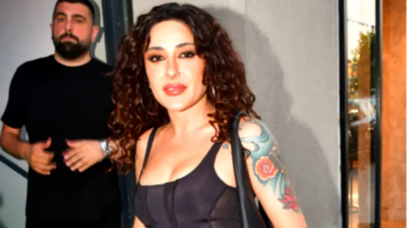 Melek Mosso Oyunculuğa Adım Atıyor: Yeni Kariyer Yolculuğu