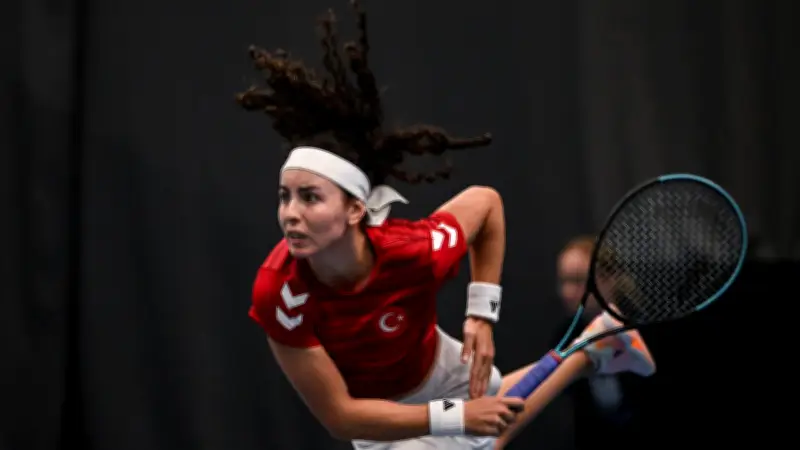 Milli tenisçi Ayla Aksu, Portekiz'de WTA 125 çeyrek finalinde