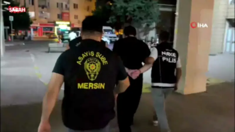 MİT Tespit Etti, Kırmızı Bültenle Aranan Uluslararası Uyuşturucu Kaçakçısı Mersin'de Yakalandı
