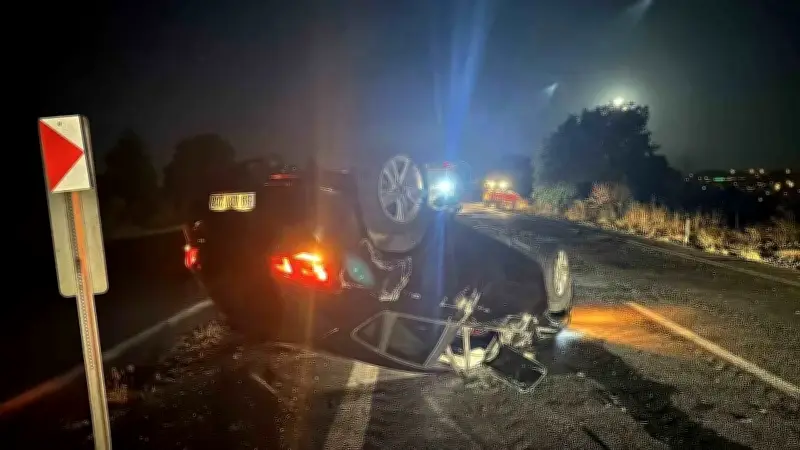 Muratlı'da Otomobil Traktöre Çarptı: Ters Dönen Araçta Sürücü Yaralandı