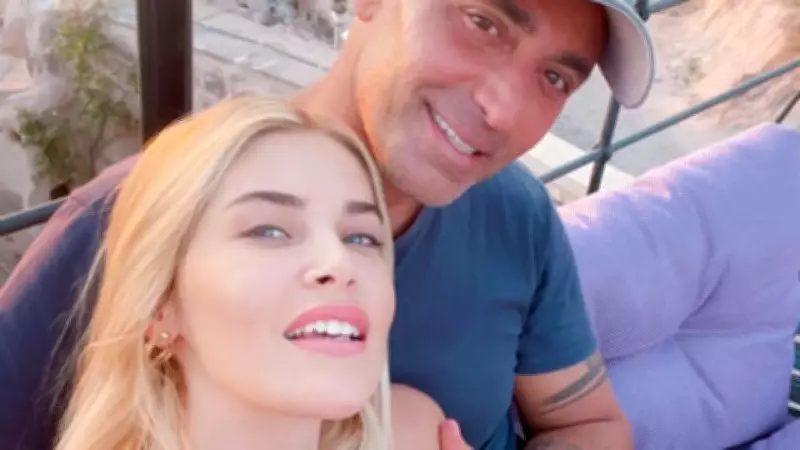 Mustafa Sandal ve Melis Sütşurup 4. evlilik yıl dönümünü kutladı
