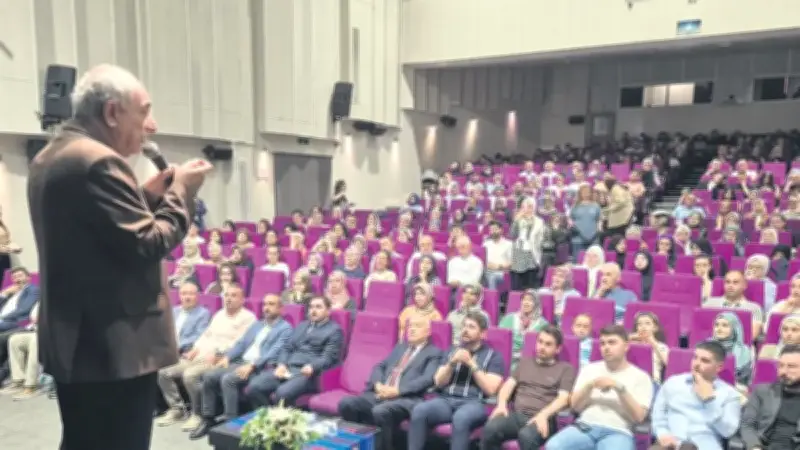Necip Fazıl'ın Kaleminde Milletimizin Hikâyesi Trabzon'da Anıldı