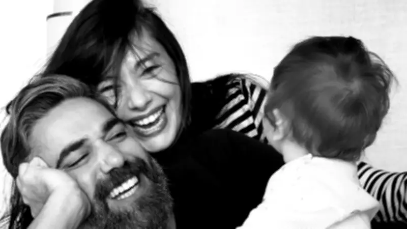 Neslihan Atagül'den Oğlu Aziz ve Eşi Kadir Doğulu ile Samimi Sabah Karesi