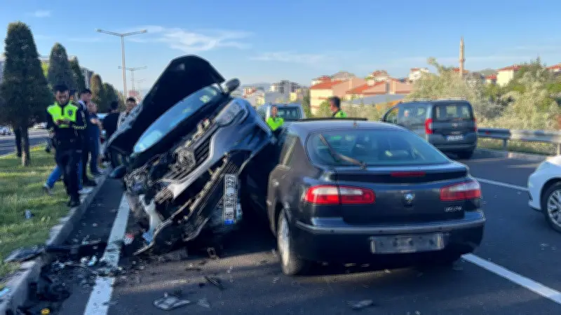 Nevşehir'de Zincirleme Trafik Kazası: 5 Yaralı