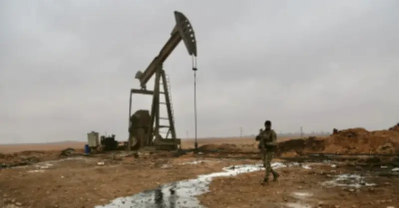 OPEC'te Petrol Üretimi Mayıs'ta Geriledi, Küresel Talep Artışı Bekleniyor