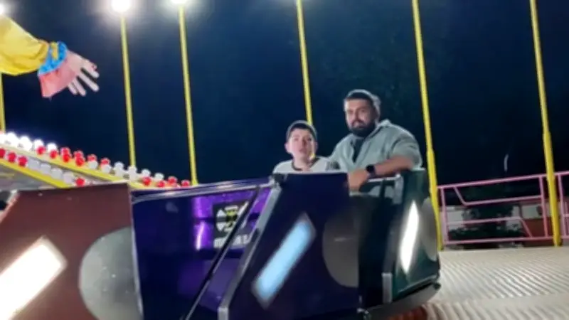 Otizmli çocuğa lunapark çalışanlarından duygulandıran jest