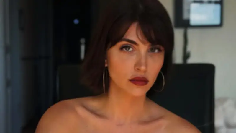 Oyuncu Beyza Gümülcine'den eski fotoğraflarını yayınlayana dava
