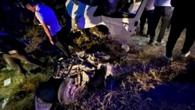 Şırnak'ta kamyonet ile motosiklet çarpıştı: 1 ölü, 4 yaralı