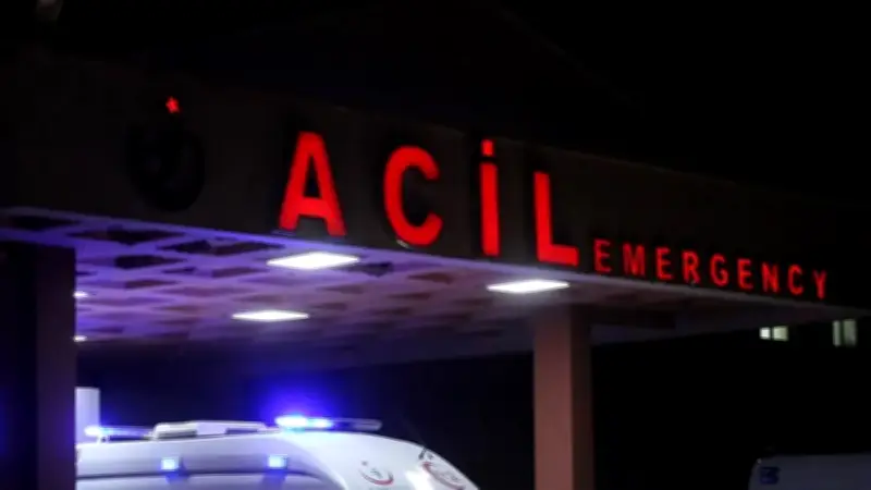 Sakarya'da 13 Kişi Gıda Zehirlenmesi Şüphesiyle Hastanelik Oldu