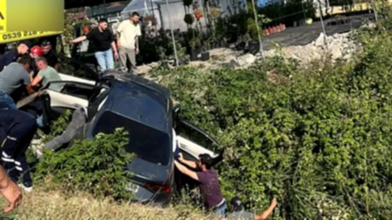 Sakarya'da korkunç kaza: Anne ve kızı öldü, baba ağır yaralı