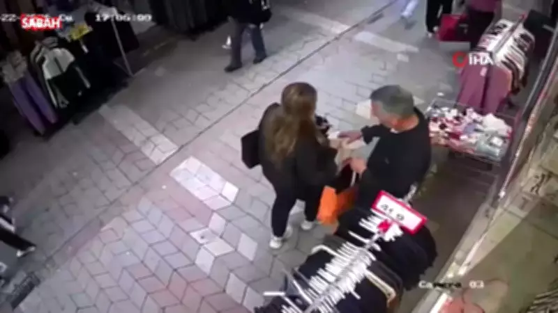 Samsun'da giyim mağazalarından hırsızlık yapan karı koca kamerada