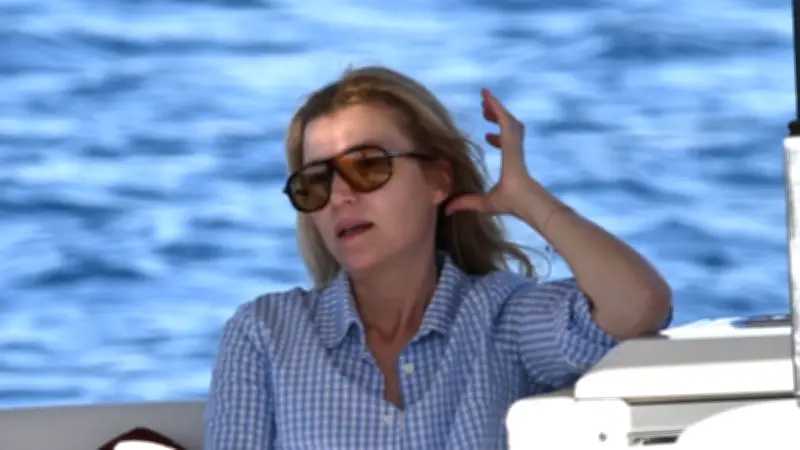 Selma Ergeç, Bodrum'da Arkadaşlarıyla Tatilin Keyfini Çıkardı