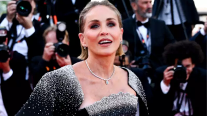 Sharon Stone Boşanma Nedenini Yıllar Sonra Açıkladı: Eşi Hastalığıma 'Saçmalık' Dedi