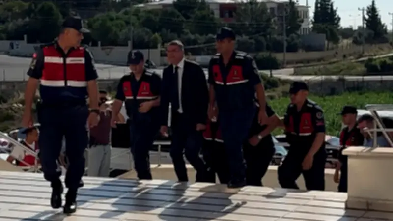 Silifke Belediyesi soruşturmasında 8 tutuklama: Başkan Turgut dahil
