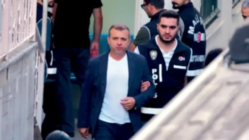 Silivri'de rüşvet skandalı: Başkana elden 450 bin dolar, CHP binasında kutuyla para
