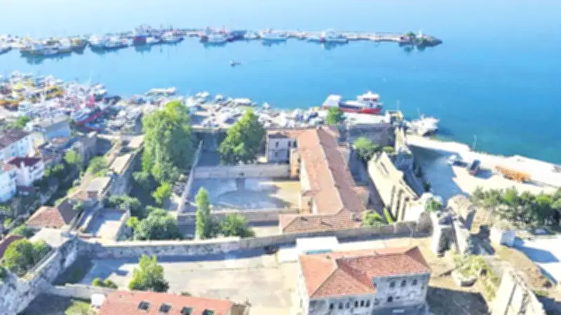 Sinop’ta Zaman, Deniz ve Duvarlar Arasında Bir Yolculuk