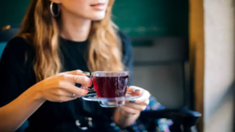 Siyah Çaya Birkaç Damla Ekleyin! Demir Eksikliğini Bitiriyor