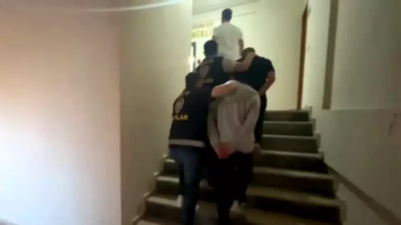 İstanbul Avcılar'da çocuk kavgası büyüdü, bir kişi bıçaklandı
