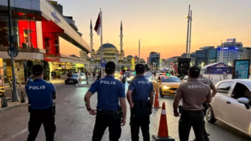 İstanbul'da Huzur Uygulaması: 1018 Gözaltı, Silah ve Uyuşturucu Ele Geçirildi