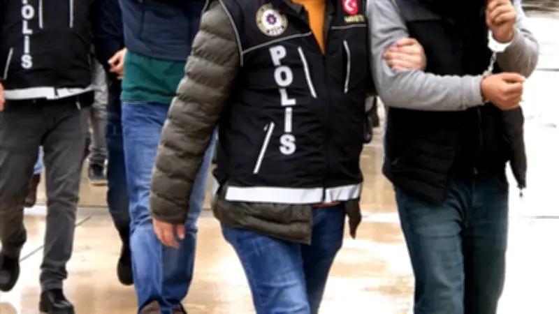 Sultanbeyli ve Sancaktepe'de Uyuşturucu Operasyonu: 10 Tutuklama