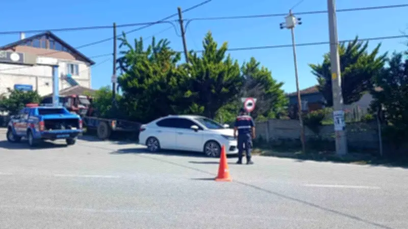 Tekirdağ'da 19 yaşındaki genç otomobilde başından vurulmuş halde bulundu, hayatını kaybetti