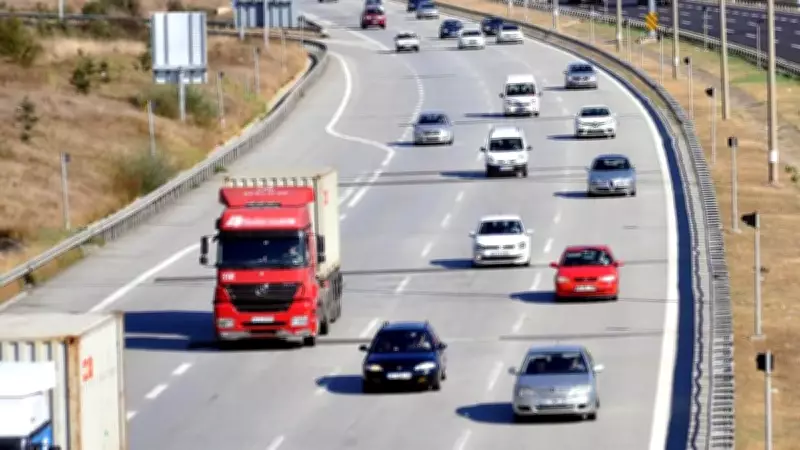 TEM Otoyolu'nda Ankara-İstanbul Yönü Trafiğe Kapatılıyor