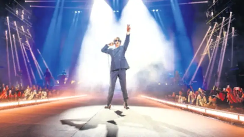 Teoman Konserinde Kubat Sürprizi: 'İki Çocuk' Performansı Büyük Beğeni Topladı