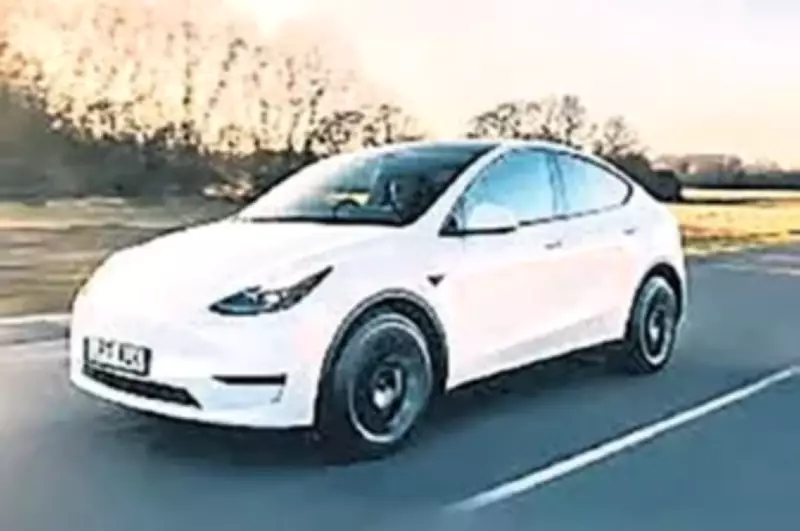 Tesla Full Self Driving uzaktan iptal edildi: Tüketici mağduriyeti