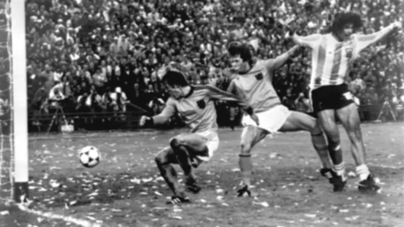 Topa Değil Tarihe Vurulan Şutlar: 1978 Dünya Kupası'nın Tartışmalı Mirası