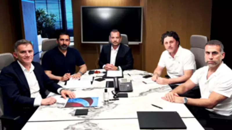 Trabzonspor'da Yeni Sezon Zirvesi: Fatih Tekke ile Planlama Toplantısı