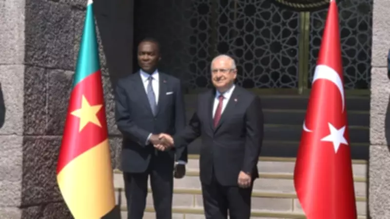 Türkiye ve Kamerun arasında savunma diplomasisi: Kamerunlu Bakan askeri törenle karşılandı
