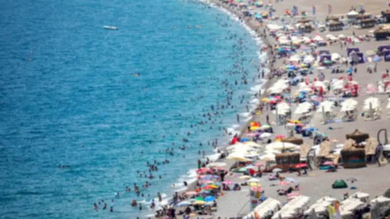 Türkiye'de Sıcak Hava: Sıcaklıklar Mevsim Normali Üzerinde Seyrediyor