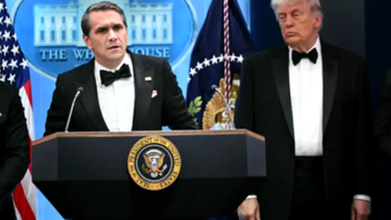 Trump, Adalet Bakanlığı için eski avukatını aday gösterdi