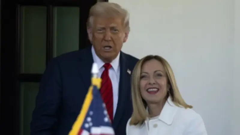 Trump ile Meloni arasında 'fotoğraf' krizi: 'Biz kimseye yalvarmayız'