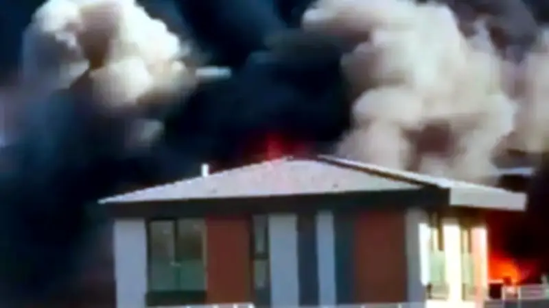 Tuzla'da Villada Çıkan Yangın Söndürüldü, Ölen veya Yaralanan Yok